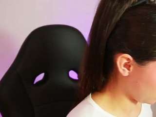 AliceHarperX live webcam show