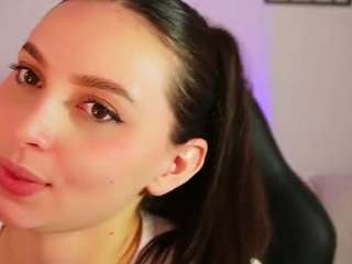 AliceHarperX live webcam show