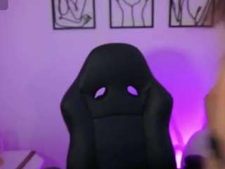 AliceHarperX live cam preview