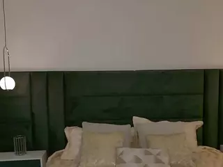 AliceHarperX's Live Sex Cam Show