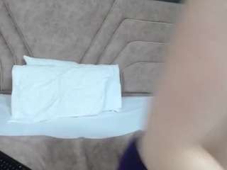 chloe-angel live webcam show