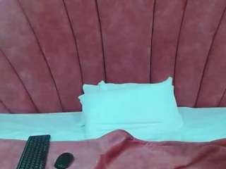 chloe-angel live webcam show