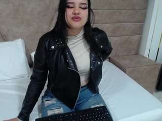 chloe-angel live cam preview