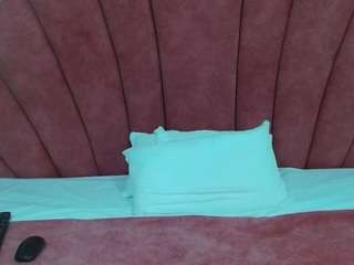 chloe-angel live cam preview