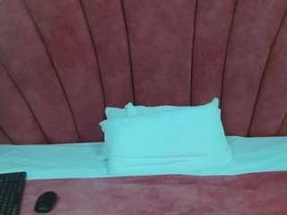 chloe-angel live cam preview