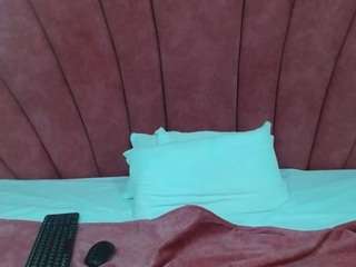 chloe-angel live cam preview