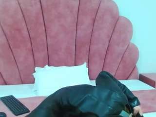 chloe-angel live cam preview