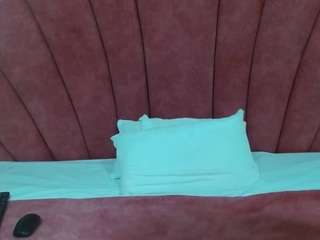 chloe-angel live cam preview