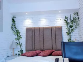 J U L I E T A's Live Sex Cam Show