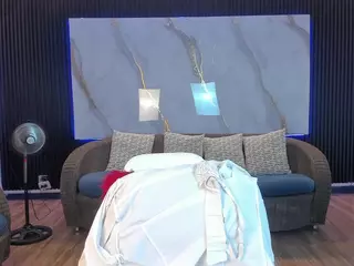J U L I E T A's Live Sex Cam Show