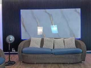 J U L I E T A's Live Sex Cam Show