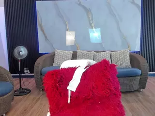 J U L I E T A's Live Sex Cam Show