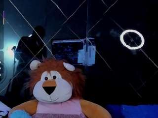kiimberly-cute Live Webcam on CamSoda