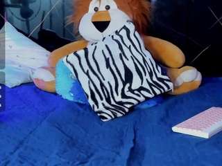 kiimberly-cute Live Webcam on CamSoda