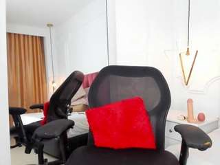 kiimberly-cute webcam