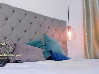 le modèle kiimberly-cute est en webcam porno dans un show sur le site camsoda, il possède les tags suivants: anal-toys,average,uncut,trimmed,tiny tits,teen (18+),tease,submissive,spank,spanish,orgasm,no smoking,no drinking,latina,latin,indian,gape,fetish,facial piercings,ejaculation