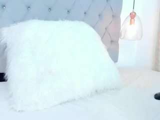 kiimberly-cute webcam