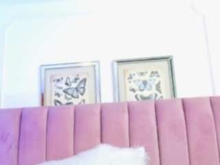 Este modelo está en vivo ahora. kiimberly-cute