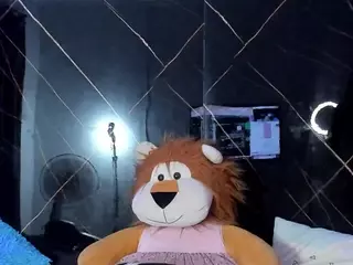 kiimberly-cute's Live Sex Cam Show