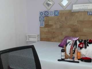 kyliebenson Live Webcam on CamSoda