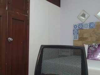 kyliebenson Live Webcam on CamSoda