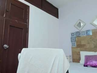 kyliebenson Live Webcam on CamSoda