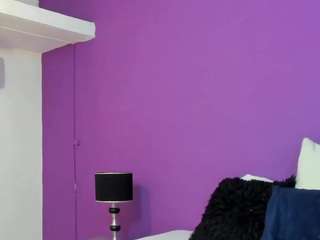 kyliebenson, female webcam model,  years old, on live webcam