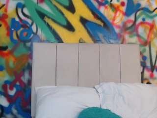 kyliebenson live cam profile