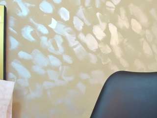 kyliebenson live cam profile