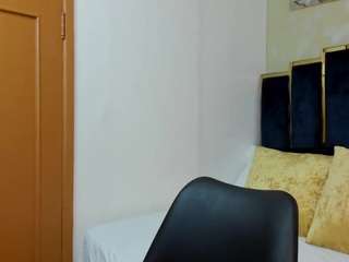 Model ini sedang live sekarang. kyliebenson