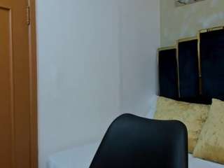 Model ini sedang live sekarang. kyliebenson