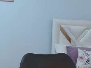 KylieBenson live cam preview