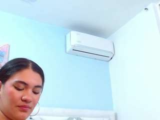 KylieBenson live cam preview