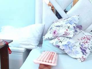 KylieBenson live cam preview