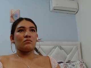 KylieBenson live cam preview
