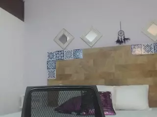 KylieBenson's Live Sex Cam Show