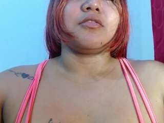 petite-inoccent Live Webcam on CamSoda