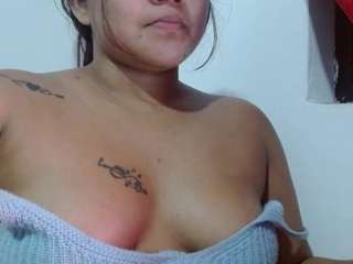 petite-inoccent webcam