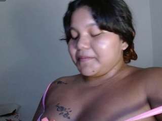 petite-inoccent Live Webcam on CamSoda