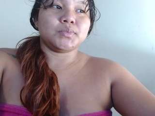 petite-inoccent Live Webcam on CamSoda