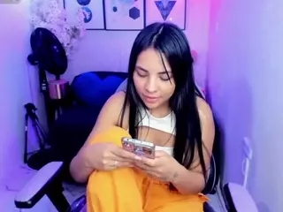 Tammypetit's Live Sex Cam Show