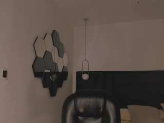 Violett Hansson live webcam on Soda Cams