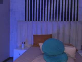 violetthansson webcam