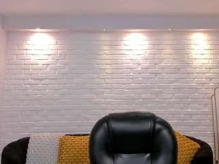 anaisnin Live Webcam on CamSoda
