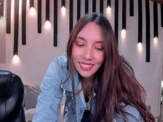 anaisnin from CamSoda is Freechat