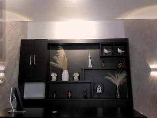 anaisnin from CamSoda is Freechat