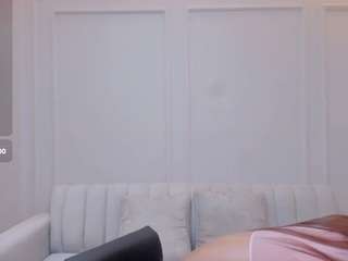 le modèle anaisnin est en webcam porno dans un show sur le site camsoda, il possède les tags suivants: ass,no smoking,toys,tease,tattoos,strip,stockings,spank,pussy,pantyhose,asshole,orgasm,lovense,lingerie,fingers,feet,facial,drinking,dildo,cum