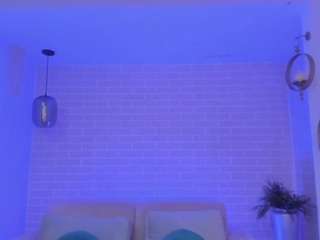 anaisnin Live Webcam on CamSoda
