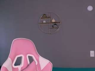 AnaisNin live cam preview