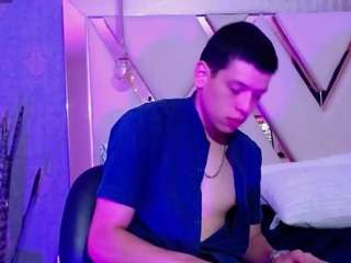 domiinate Sex Cam Show